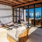 Trinity Mykonos - Villa&Beachfront Boutique Hotel